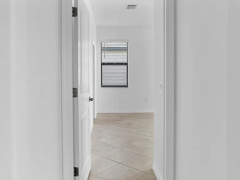14882 Portico Blvd — Photo 18