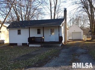 488 W Vine St, Canton, IL 61520