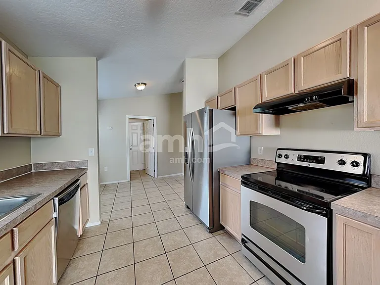 2325 Ole Hickory Dr — Photo 4