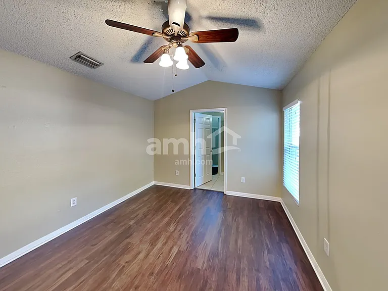 6606 Northhaven Ct — Photo 10