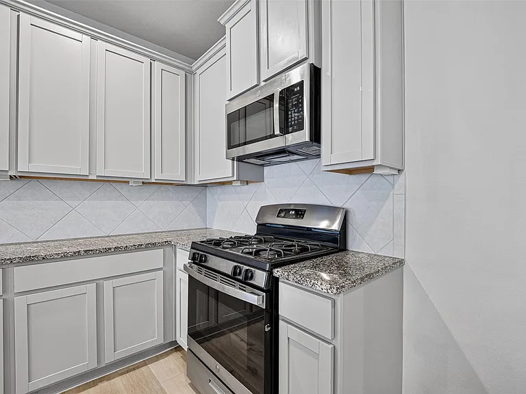 9254 Sea Garden St — Photo 12