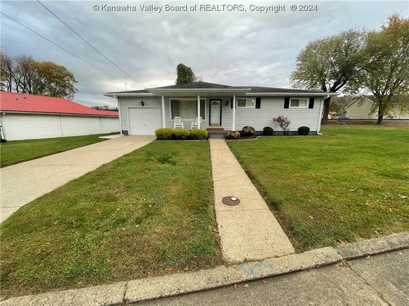 167 Poca Cir, Poca, WV 25159