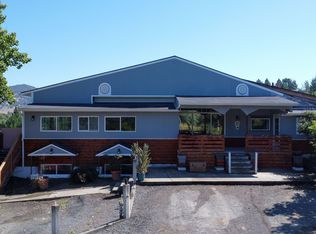 1134 Glengary Loop Rd, Roseburg, OR 97470