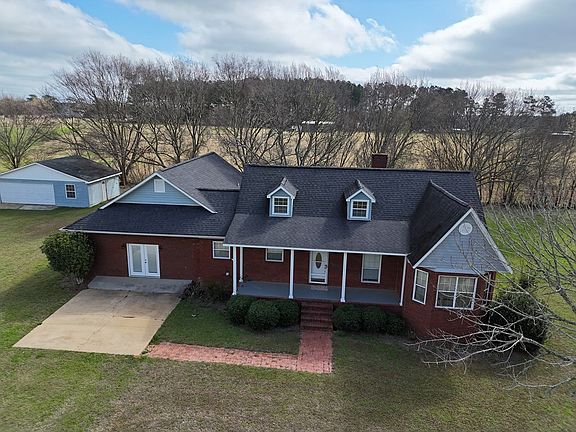 2nd image of 813 Vonier Rd