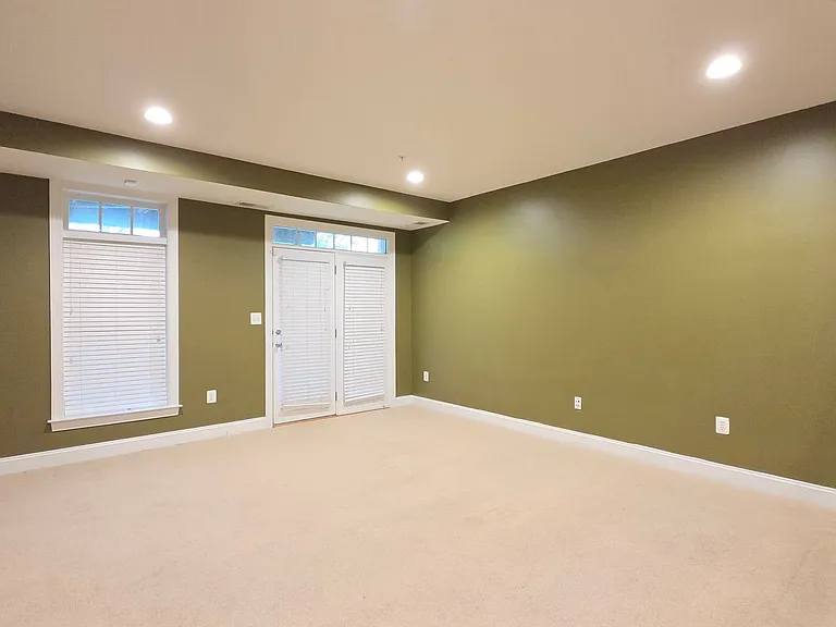 3547 Goddard Way — Photo 34