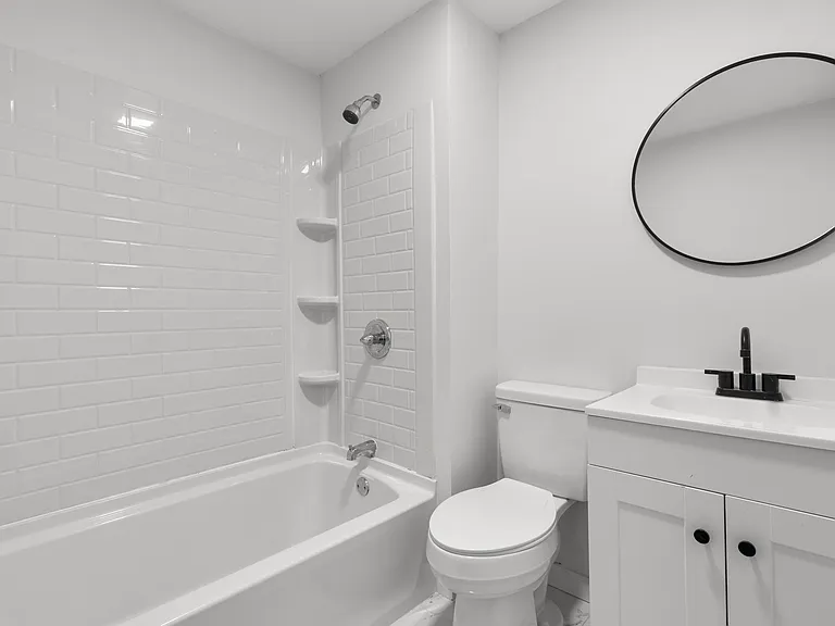 146 Hobart St #2 — Photo 21