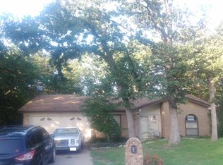 2907 Duff Dr, Arlington, TX 76013