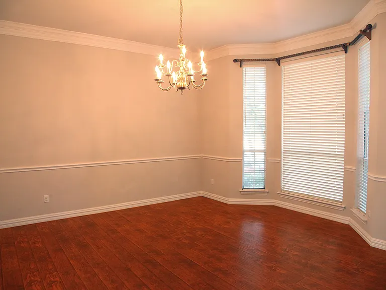 8605 Berwick Dr — Photo 12