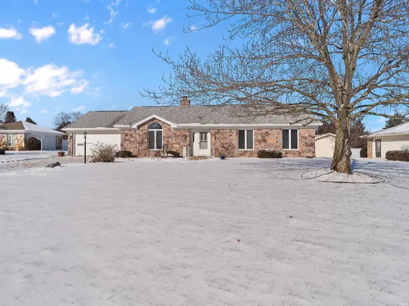 4 Meadow Ct, Huntington, IN 46750