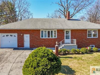 10 Jackson Ave, South Plainfield, NJ, 07080