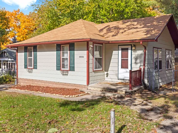 35W392 Lambert Ave, Saint Charles, IL 60174