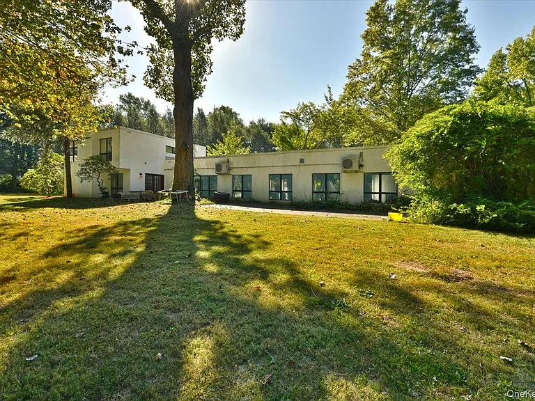 3 Mill Pond Ln — Photo 19