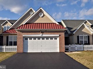 214 Dorchester Dr, Sellersville, PA 18960