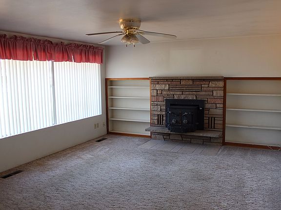 2nd image of 5314 89th St NE