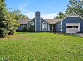 1418 Setter Ct, Wilmington, NC 28411