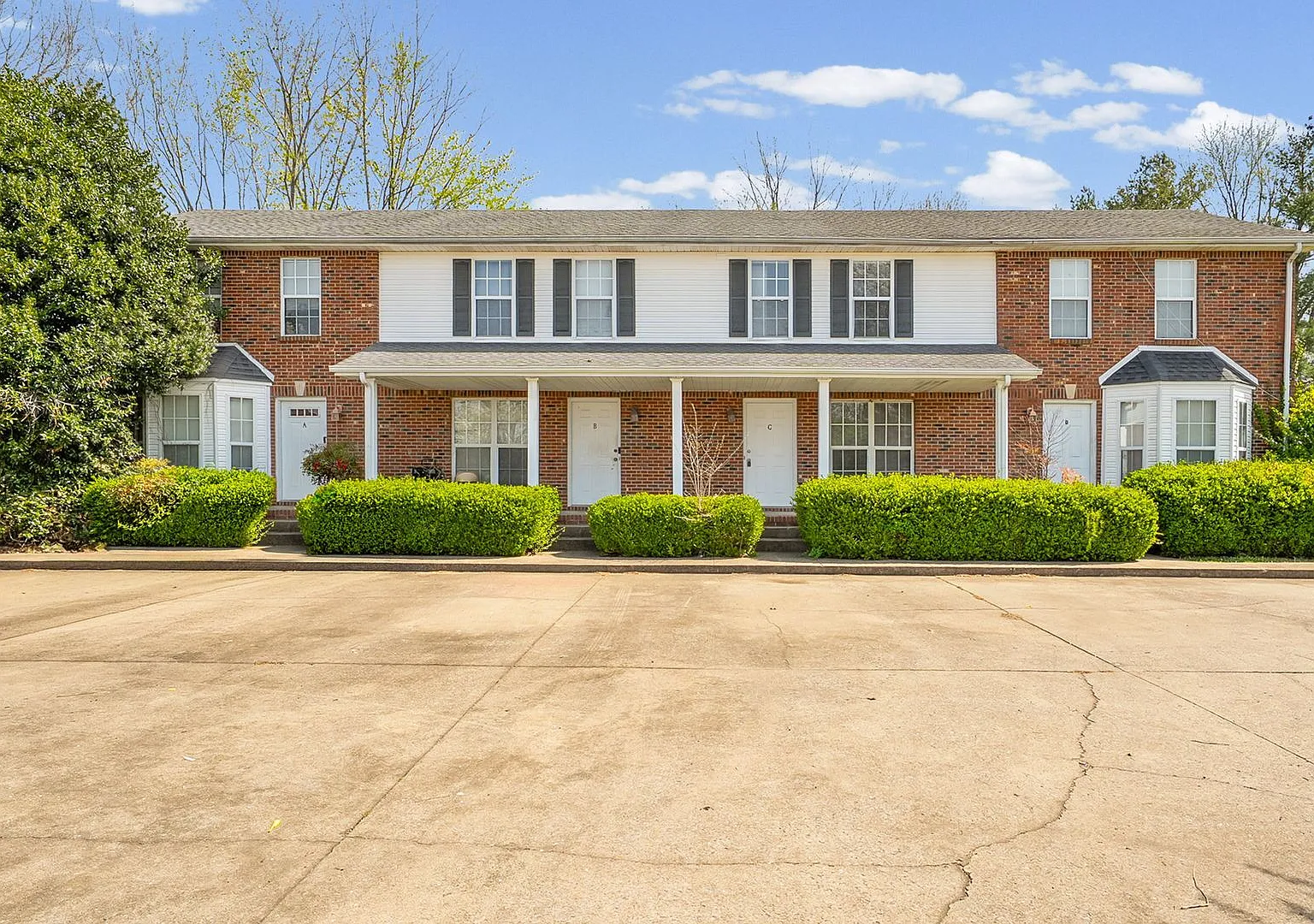 Timber Court Drive-280 — Photo 1