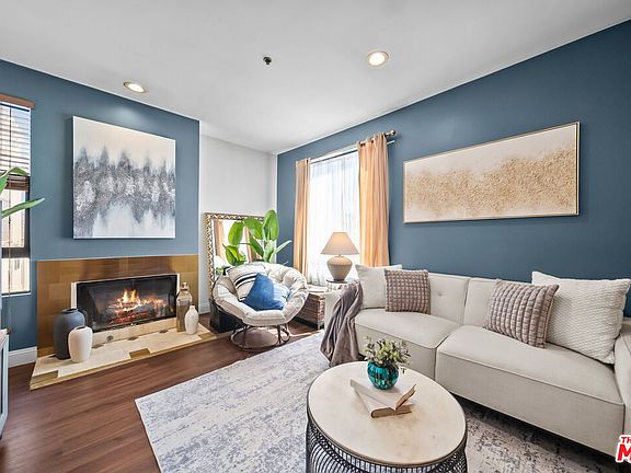 2nd image of 6938 Laurel Canyon Blvd Unit 310