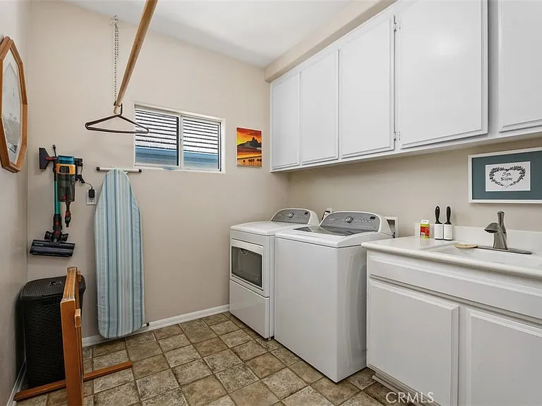 33722 Bridgehampton Dr — Photo 27
