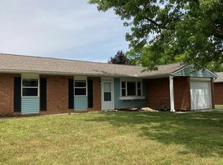 2483 Thornhill Dr, Troy, OH 45373