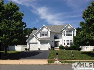 14 Lilac Ln, Barnegat, NJ 08005
