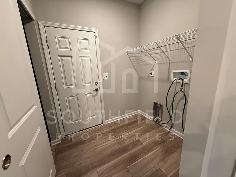 1521 Blair Ave — Photo 7