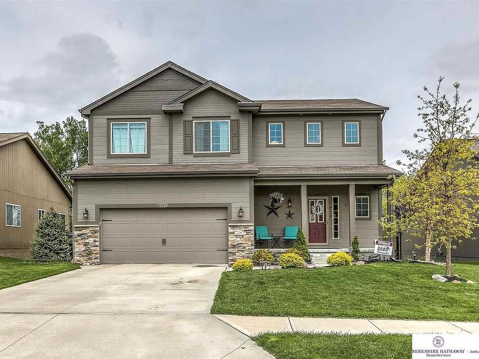 1st image of 8017 S 190th Ave