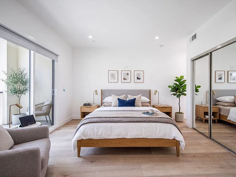 11311 Collins St — Photo 45