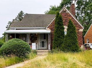 17601 Rowe St, Detroit, MI 48205