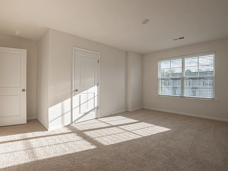 246 Wall St — Photo 16