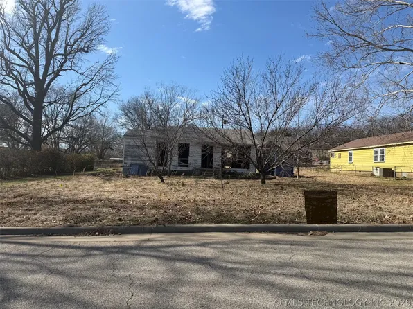 702 S Bixby St, Sapulpa, OK 74066