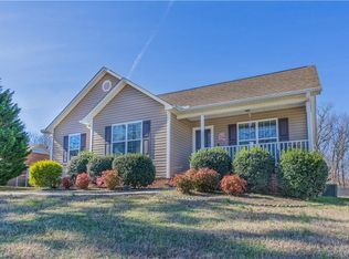 124 Mount Calvary Rd, Thomasville, NC 27360
