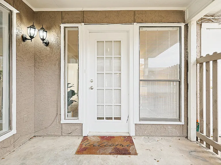 7650 Ronnie Dr — Photo 6