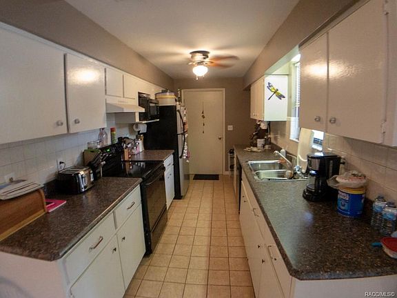 4th image of 1873 W Beach Plum Dr
