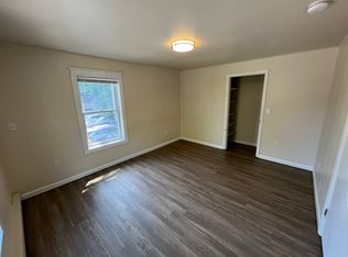 21 Mill St, Burlington, VT 05401