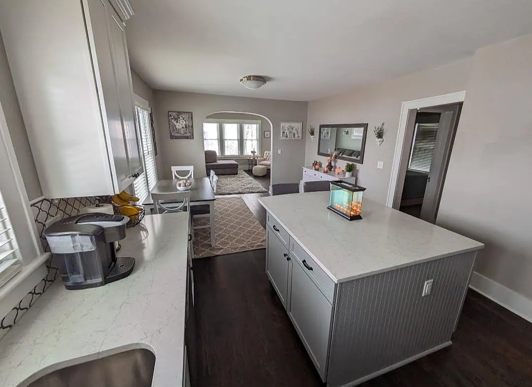 1 bed, 1000 sqft, $1,800 — Photo 2
