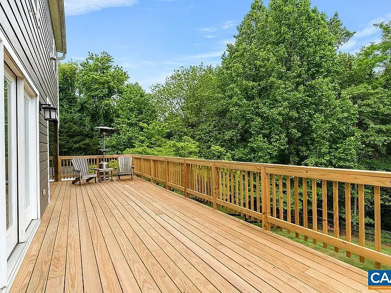 2810 Locust Hill Dr — Photo 40