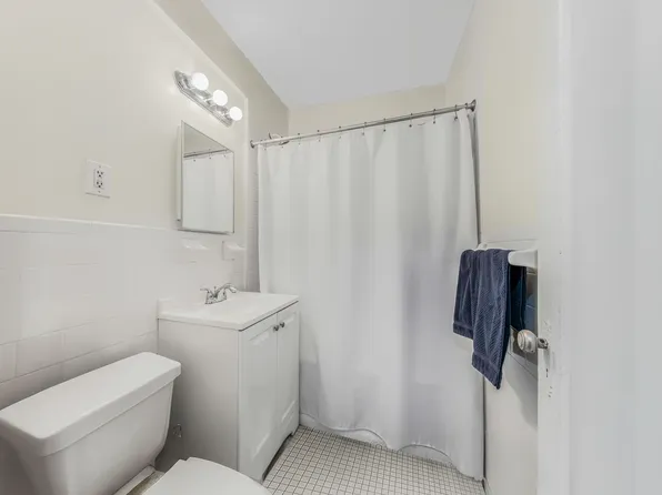 208 East 28th Street image 16 of 28