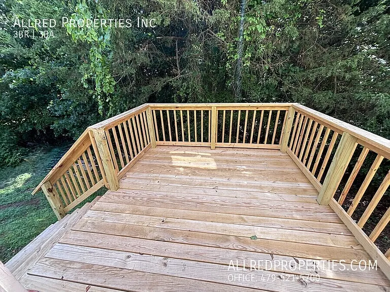 114 S Ray Ave — Photo 13