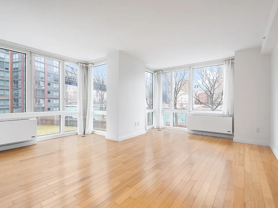 415 Main St #2-F