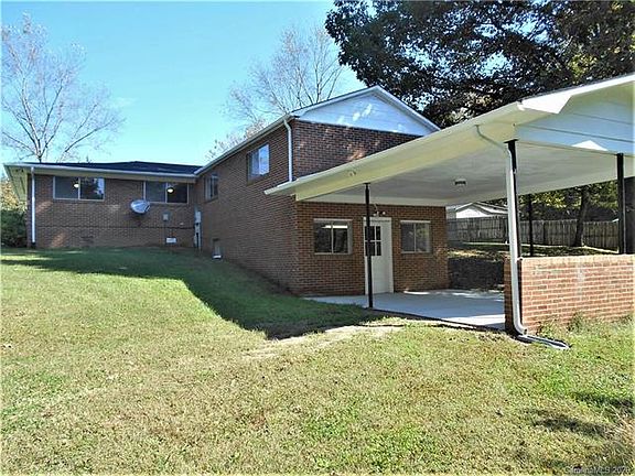 4th image of 3631 Waterberry Ln
