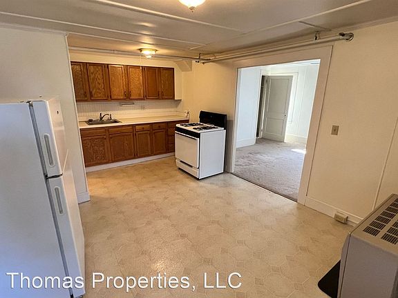 3rd image of 99 Green St APT 6