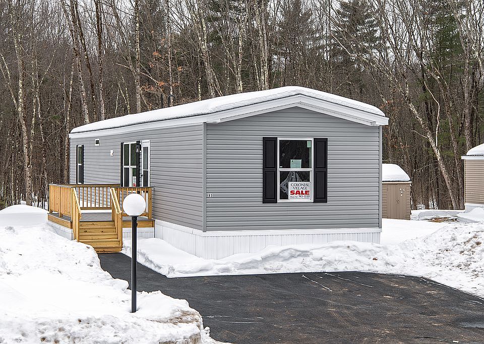 1st image of 41 Colonial Vlg