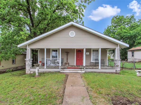 110 N Grant Ave, Sand Springs, OK 74063