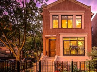 1921 N Leavitt St, Chicago, IL 60647