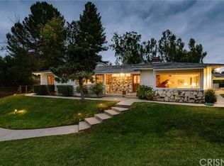 19630 Rosita St, Tarzana, CA 91356