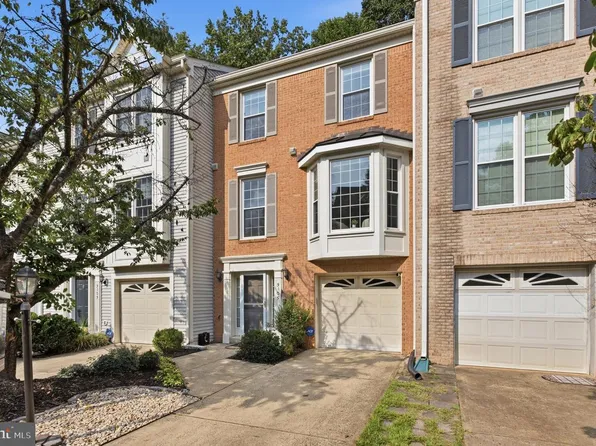 3105 Sutherland Hill Ct, Fairfax, VA 22031