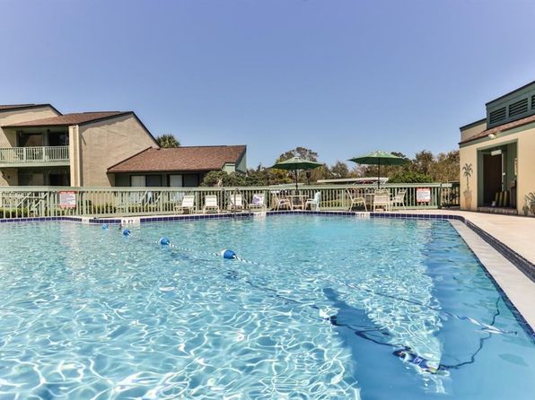 205 Club House Blvd