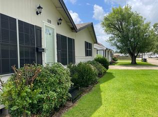 109 Rosewood Dr, Houma, LA 70360