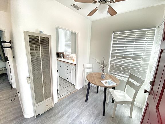 3rd image of 2055 2nd Ave #2055