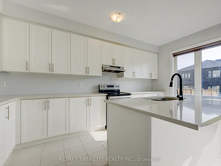 767 Queenston Blvd — Photo 19